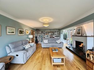 Photo 14- click for photo gallery